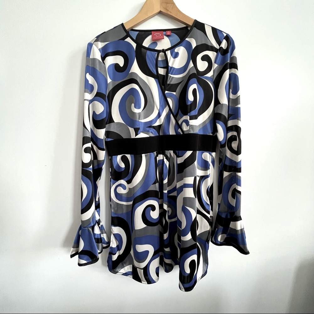 Oscar (Oscar de la Renta company) Blue top, ruffled sleeves